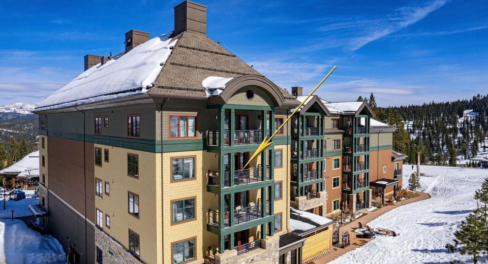 13051 Ritz Carlton Highlands Ct, Truckee, CA 96161 Photo