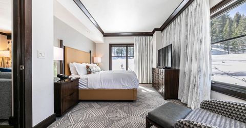 13051 Ritz Carlton Highlands Ct, Truckee, CA 96161 Photo