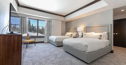 13051 Ritz Carlton Highlands Ct, Truckee, CA 96161 Photo