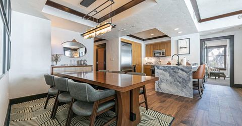 13051 Ritz Carlton Highlands Ct, Truckee, CA 96161 Photo