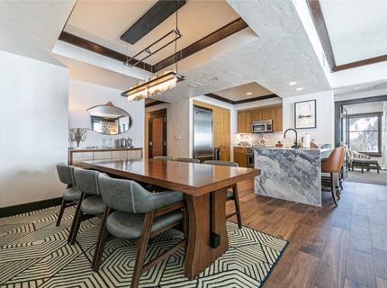 13051 Ritz Carlton Highlands Ct, Truckee, CA 96161 Photo