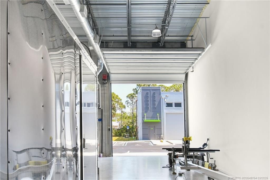 861 NE Industrial Boulevard, Unit 14, Jensen Beach, FL 34957 Photo