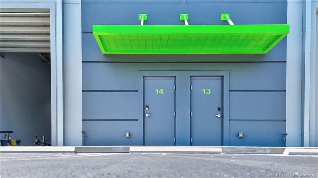 861 NE Industrial Boulevard, Unit 14, Jensen Beach, FL 34957 Photo