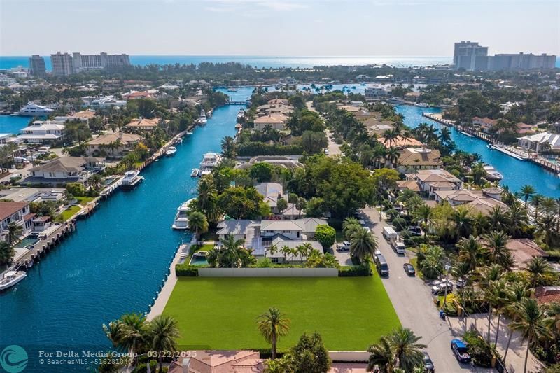 2455 Del Lago Drive, Fort Lauderdale, FL 33316 Photo