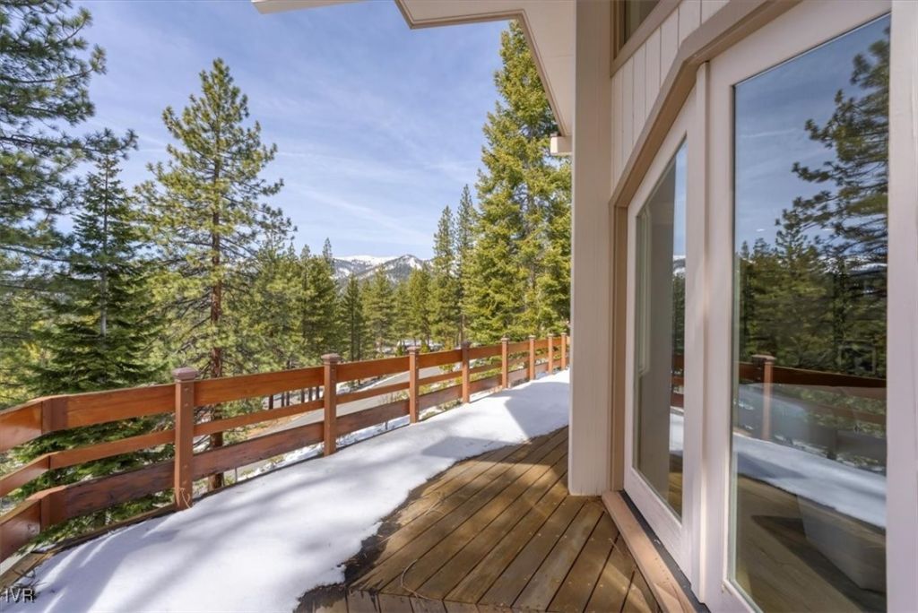 449 Fairview Boulevard, Incline Village, NV 89451 Photo