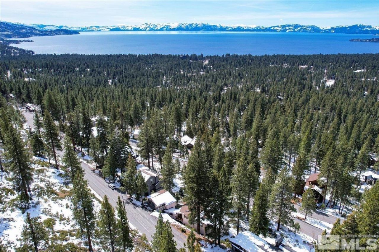 449 Fairview Boulevard, Incline Village, NV 89451 Photo