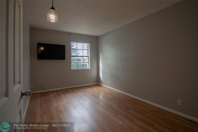 9417 NW 42nd St, Sunrise, FL 33351 Photo