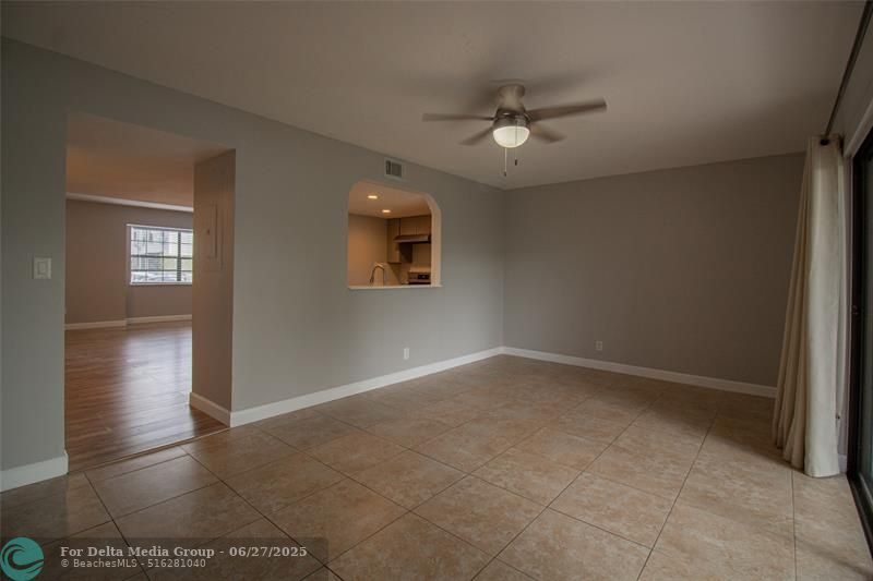 9417 NW 42nd St, Sunrise, FL 33351 Photo