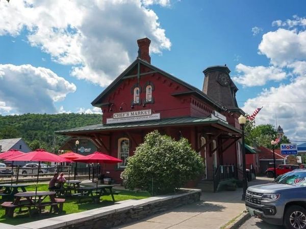 2 Salisbury Street, Randolph, VT 05060