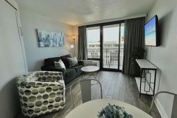 2710 N Ocean Blvd. photo 4