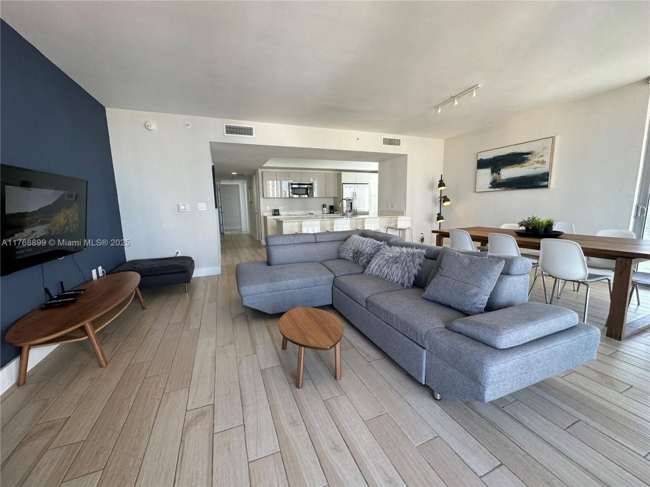 2600 E Hallandale Beach Blvd, Unit T2202, Hallandale Beach, FL 33009 Photo