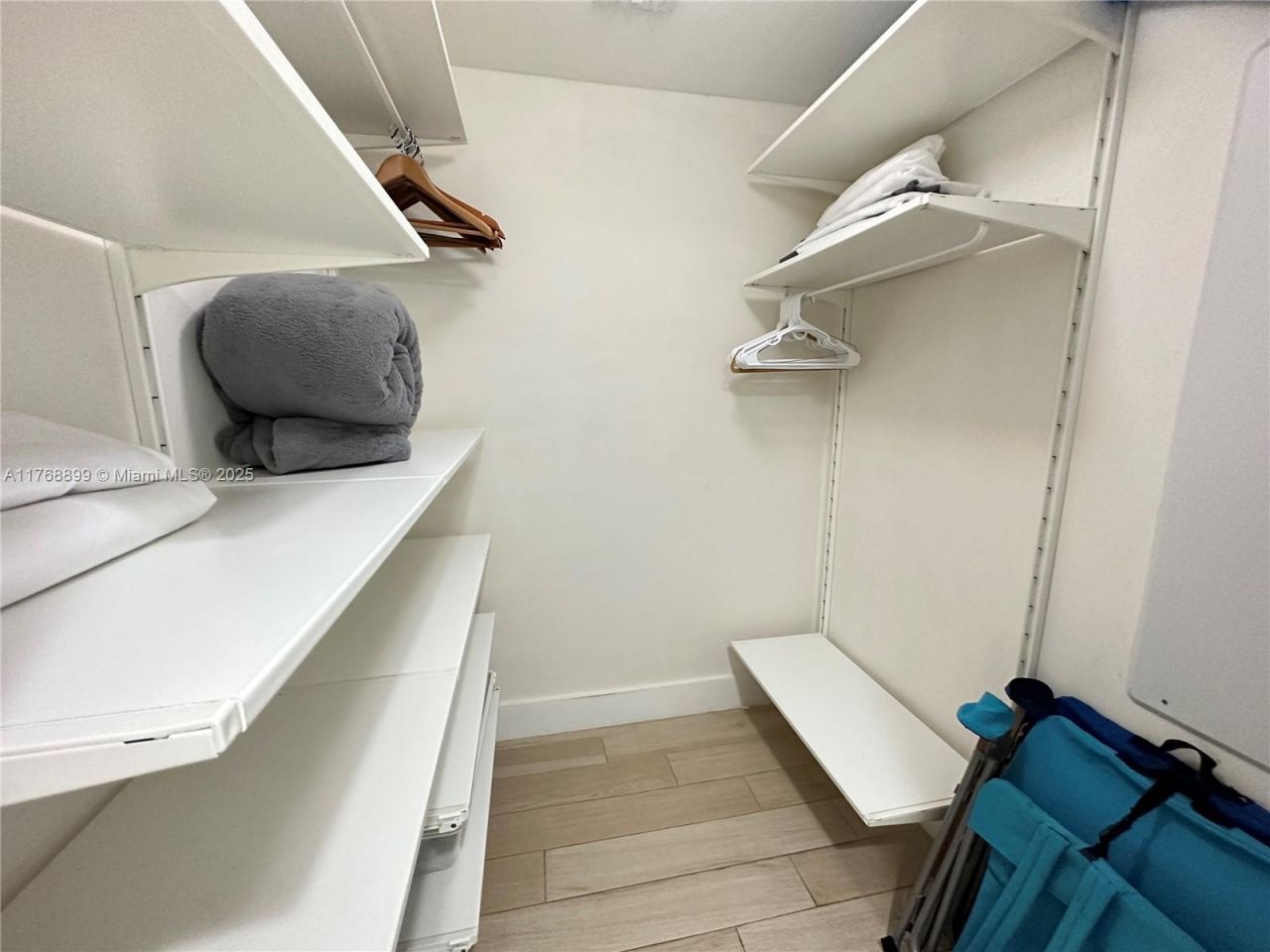 2600 E Hallandale Beach Blvd, Unit T2202, Hallandale Beach, FL 33009 Photo