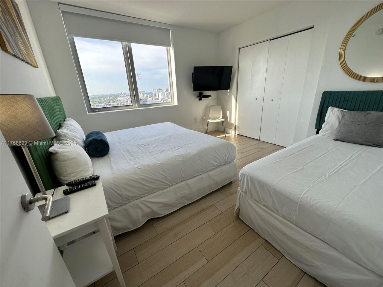 2600 E Hallandale Beach Blvd, Unit T2202, Hallandale Beach, FL 33009 Photo