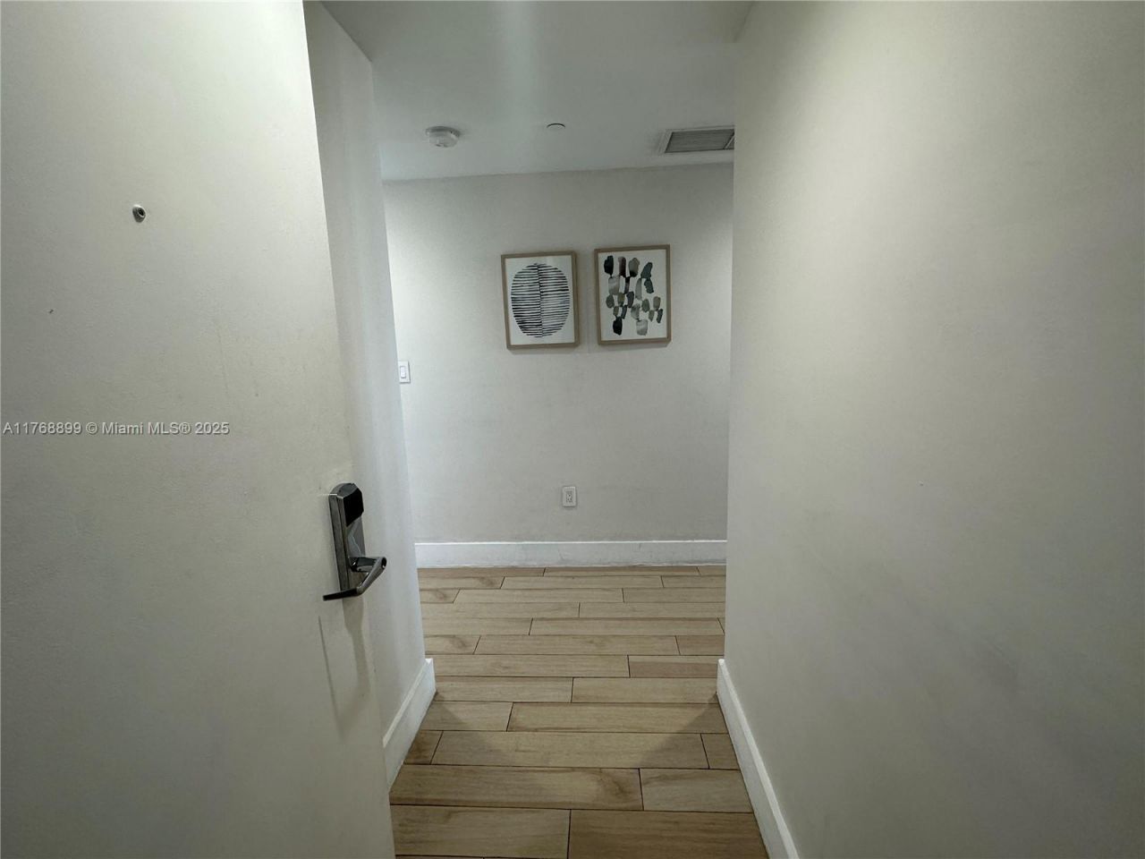 2600 E Hallandale Beach Blvd, Unit T2202, Hallandale Beach, FL 33009 Photo