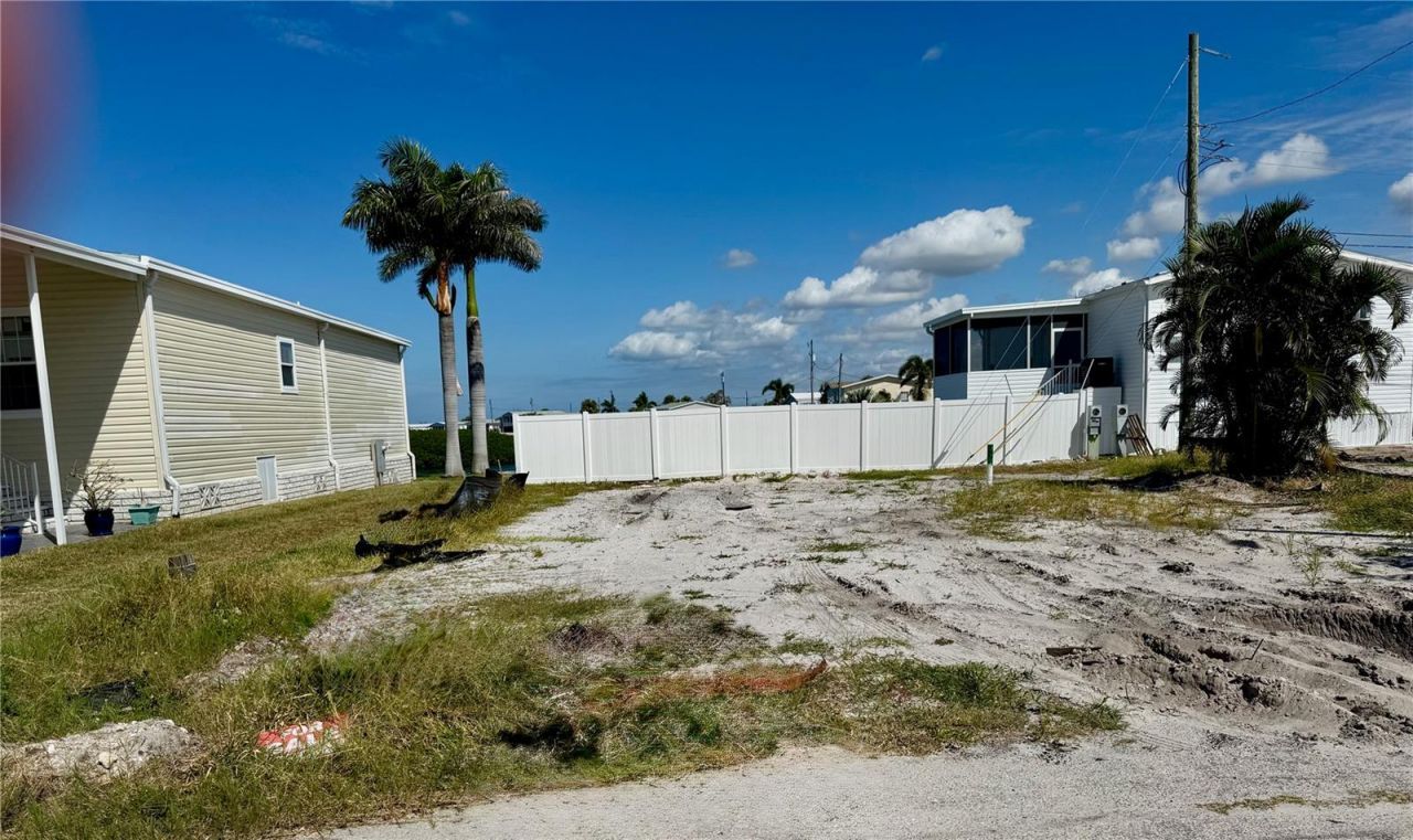 2858 Trinidad Way, Palmetto, FL 34221 Photo