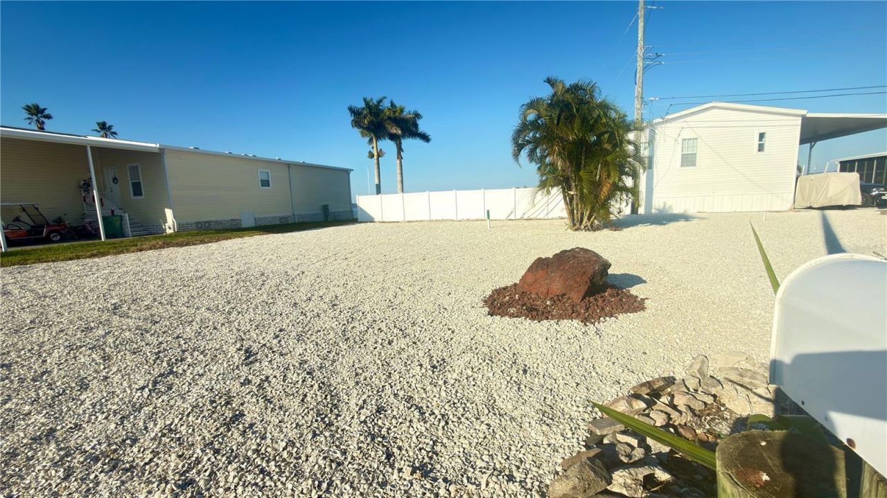 2858 Trinidad Way, Palmetto, FL 34221 Photo