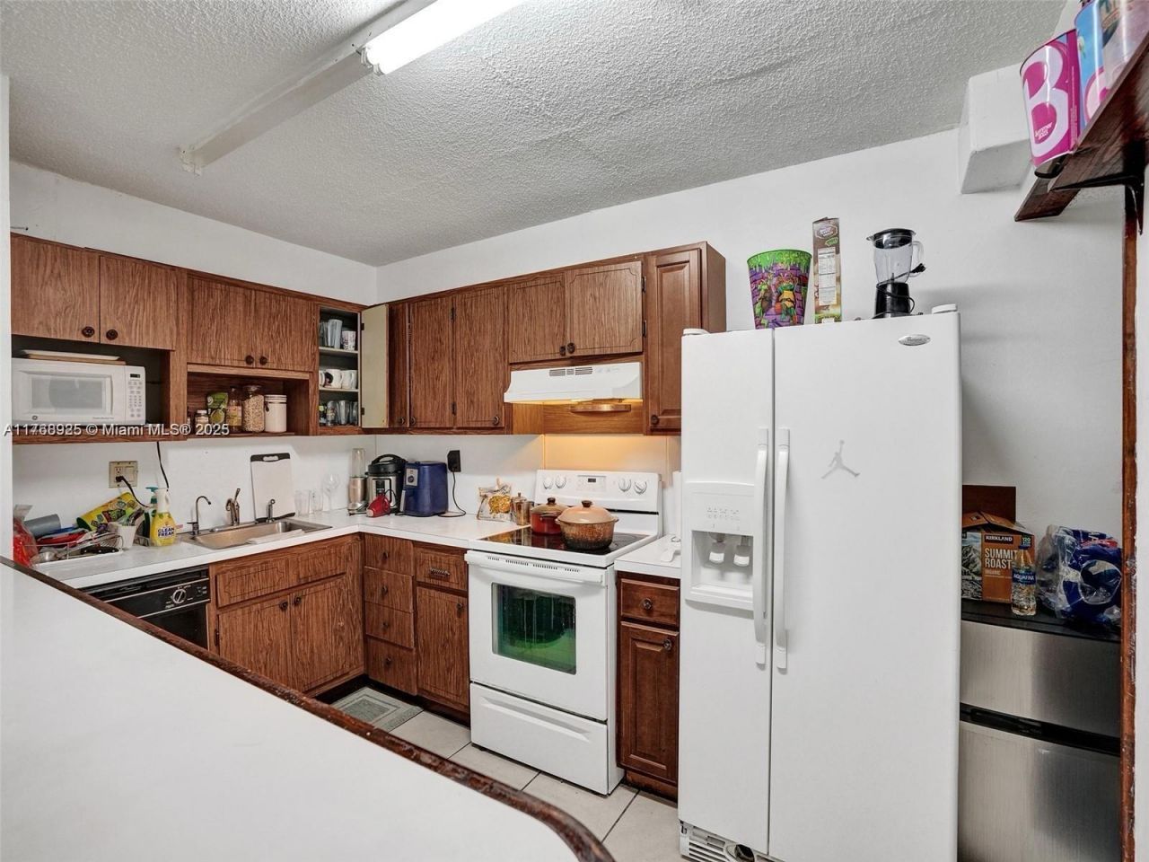 20301 NE 30th Ave, Unit 122-5, Aventura, FL 33180 Photo