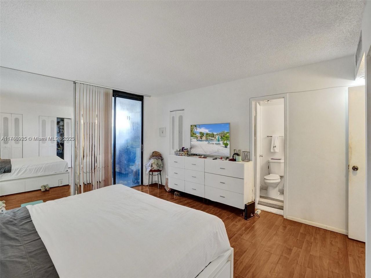 20301 NE 30th Ave, Unit 122-5, Aventura, FL 33180 Photo