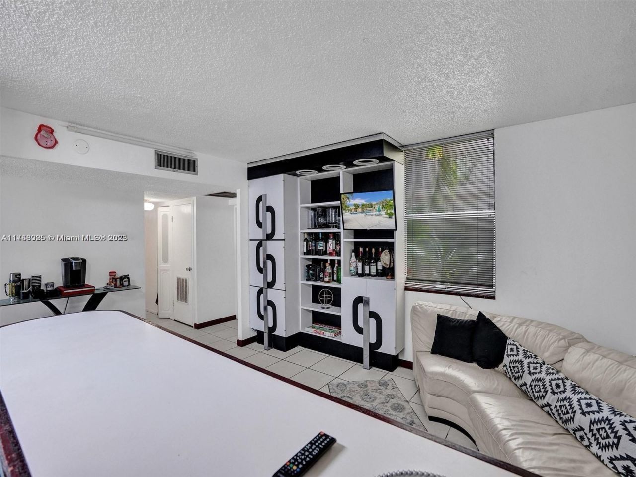 20301 NE 30th Ave, Unit 122-5, Aventura, FL 33180 Photo