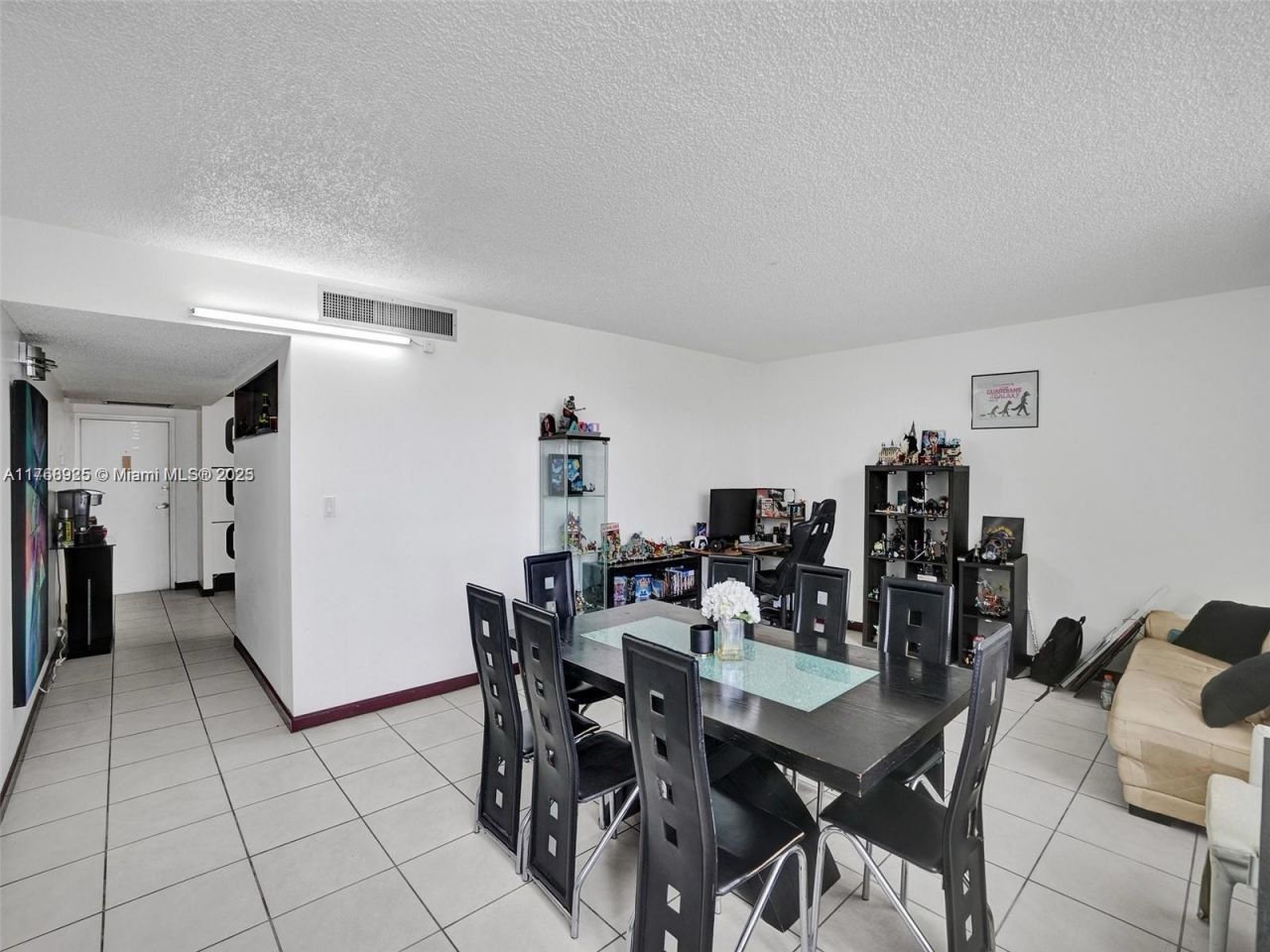 20301 NE 30th Ave, Unit 122-5, Aventura, FL 33180 Photo