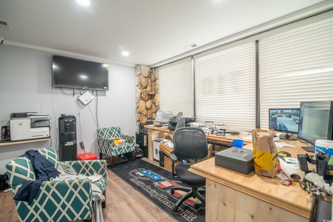 710 Sandy Ln. Photo 11