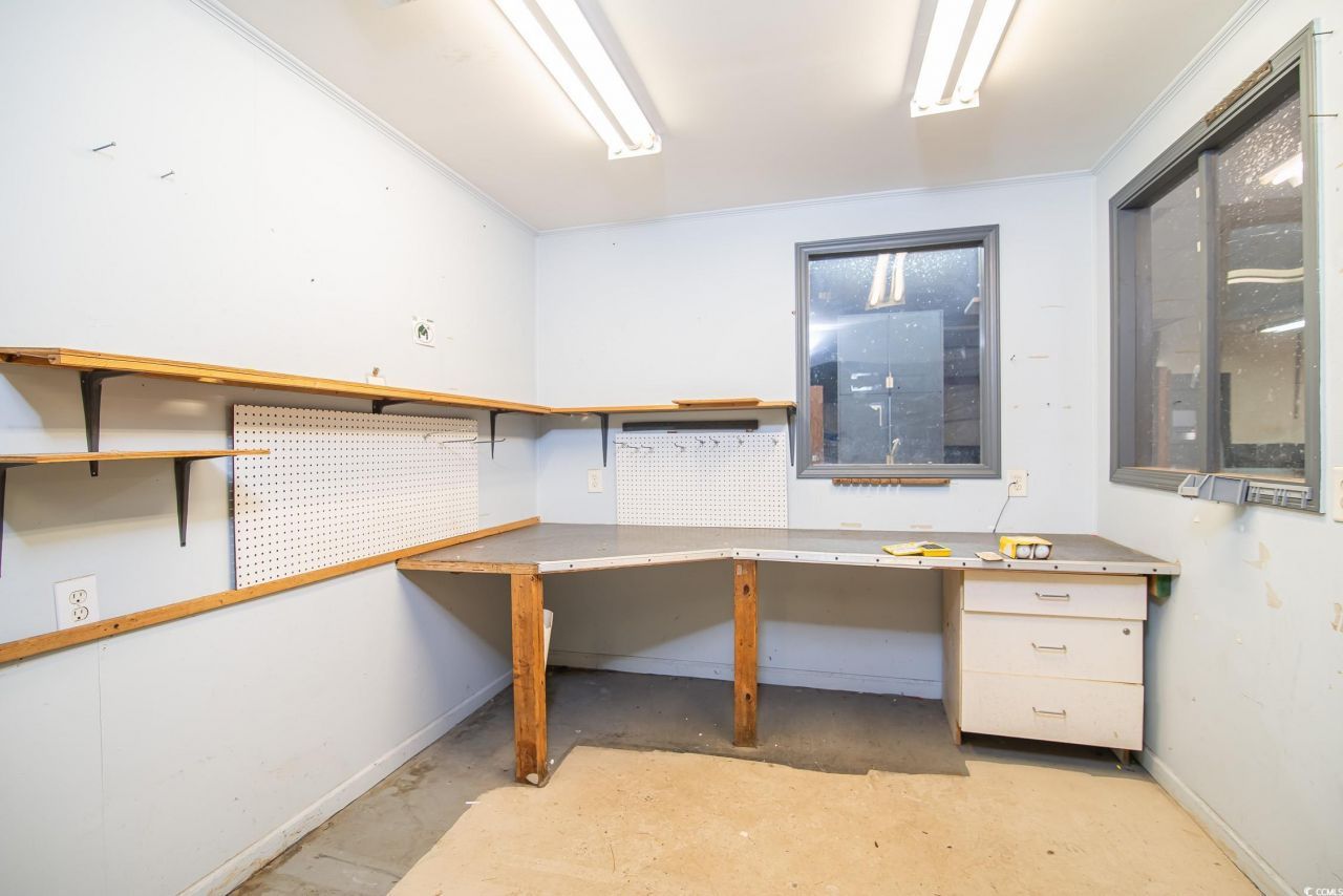 710 Sandy Ln. Photo 17