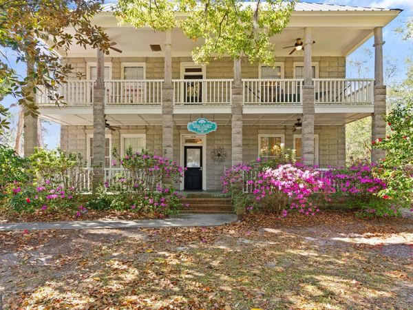 207 W Weed Street, St. Marys, GA 31558