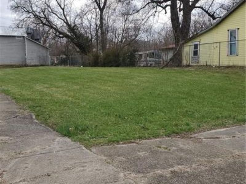 453 E Pleasant Street, Springfield, OH 45505 Photo 1