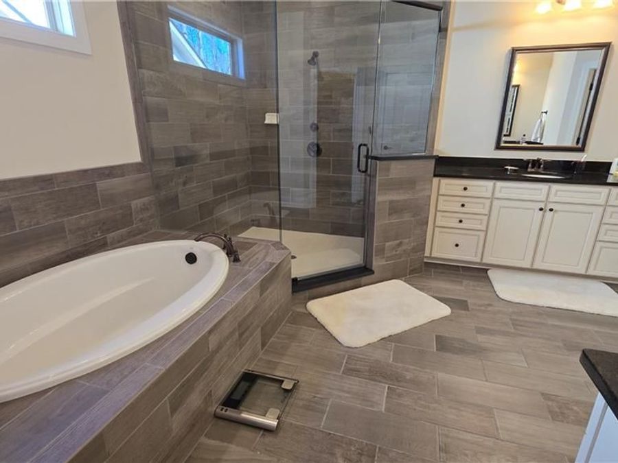 Property Image 80