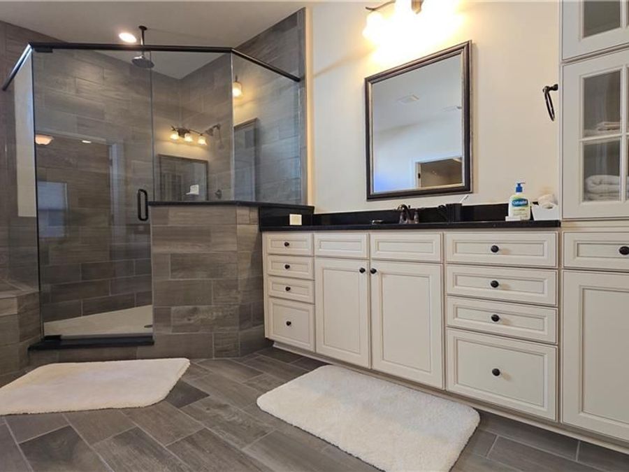Property Image 93