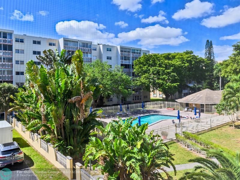 1001 NE 14th Avenue, Unit 303, Hallandale Beach, FL 33009 Photo
