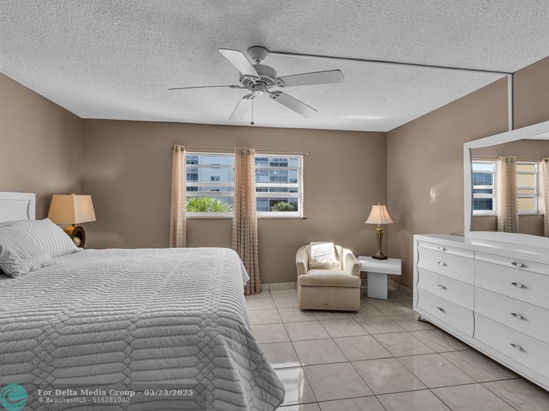 1001 NE 14th Avenue, Unit 303, Hallandale Beach, FL 33009 Photo