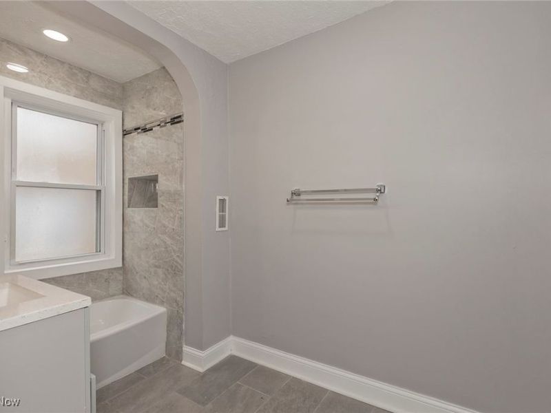 2640 Mayfield Road, Cleveland, OH 44106 Photo 32