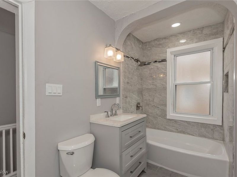 2640 Mayfield Road, Cleveland, OH 44106 Photo 33