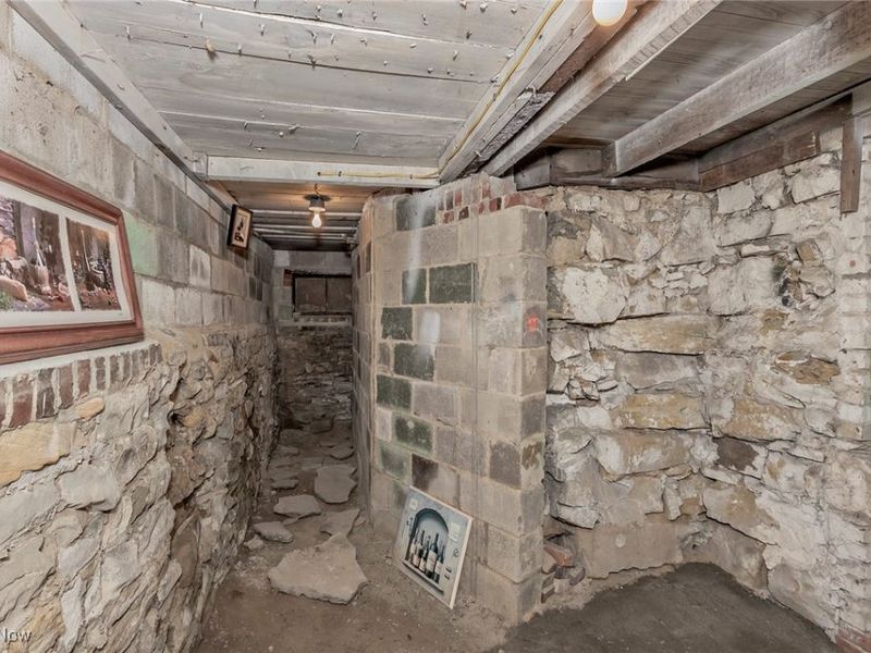 2640 Mayfield Road, Cleveland, OH 44106 Photo 35