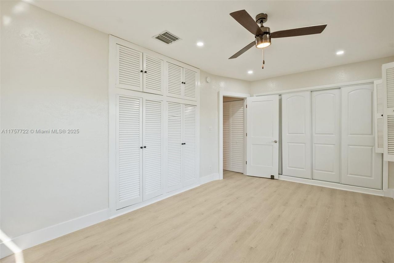 2725 NE 21st Ave, Fort Lauderdale, FL 33306 Photo