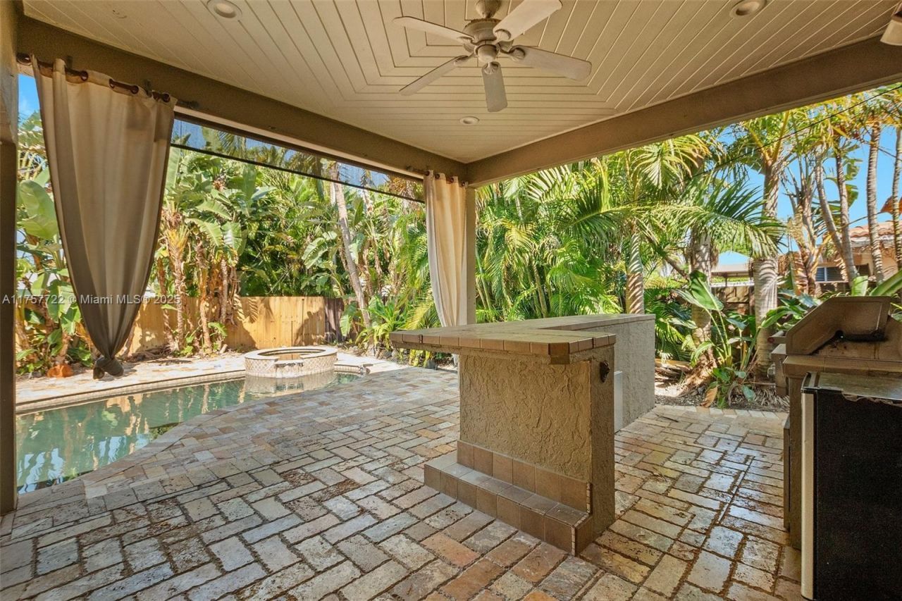 2725 NE 21st Ave, Fort Lauderdale, FL 33306 Photo