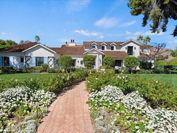 5446 E EXETER Boulevard, Phoenix, AZ 85018