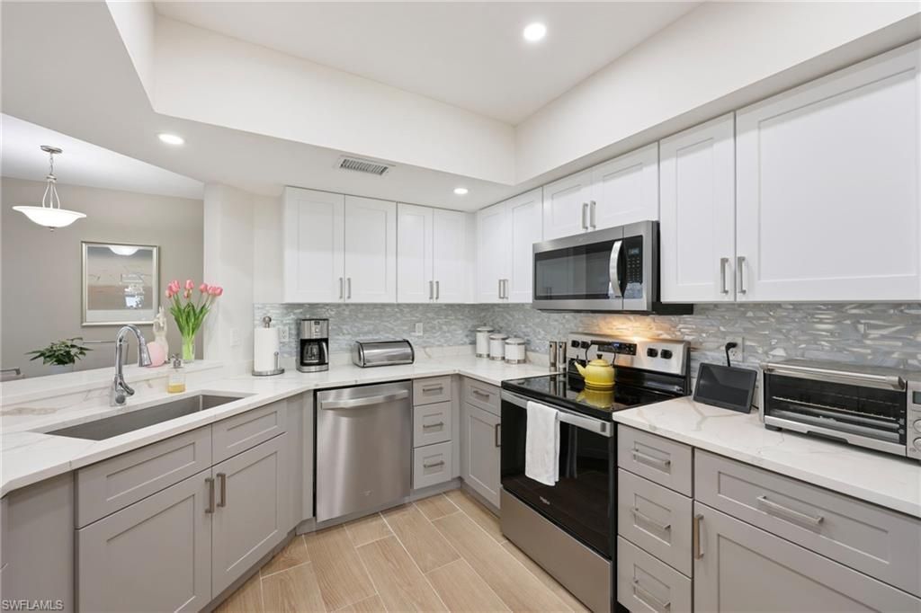 2761 Citrus Lake Dr, Unit H102, Naples, FL 34109 Photo