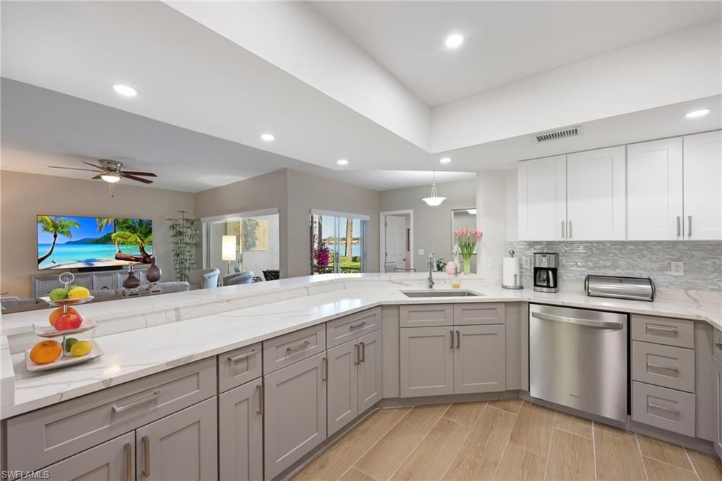 2761 Citrus Lake Dr, Unit H102, Naples, FL 34109 Photo