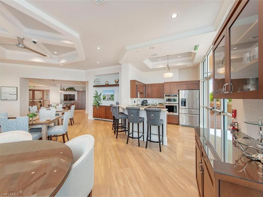 4811 Island Pond Ct, Unit 402, Bonita Springs, FL 34134 Photo