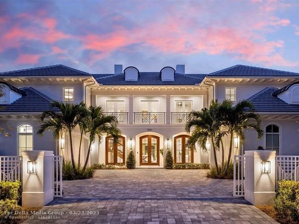 2520 Del Lago Dr, Fort Lauderdale, FL 33316