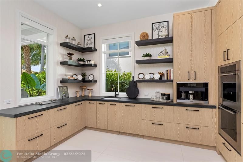 2520 Del Lago Dr, Fort Lauderdale, FL 33316 Photo