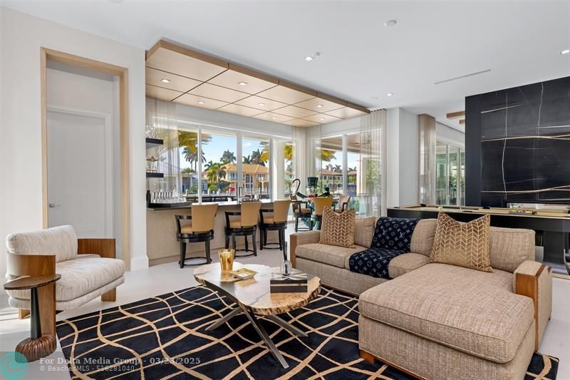 2520 Del Lago Dr, Fort Lauderdale, FL 33316 Photo