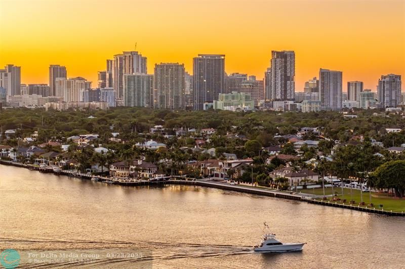 2520 Del Lago Dr, Fort Lauderdale, FL 33316 Photo