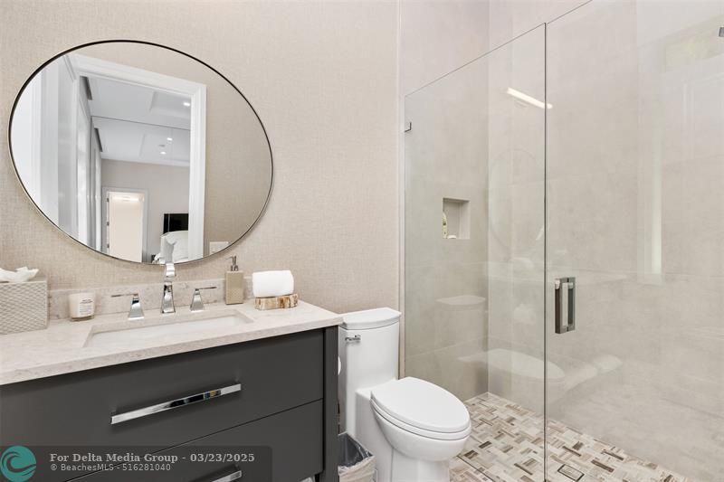 2520 Del Lago Dr, Fort Lauderdale, FL 33316 Photo