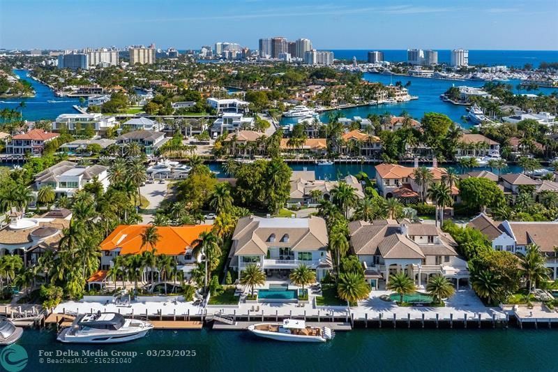 2520 Del Lago Dr, Fort Lauderdale, FL 33316 Photo