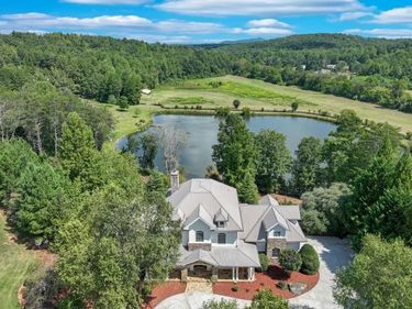 6303 Ben Parks Road, Murrayville, GA 30564