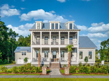 3893 Summerton Street Mount Pleasant, SC 29466