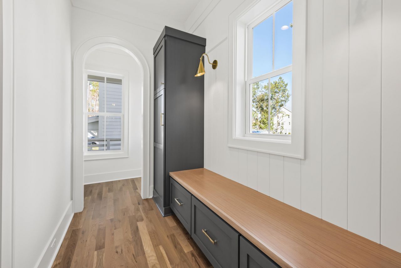 3893 Summerton Street Photo 10